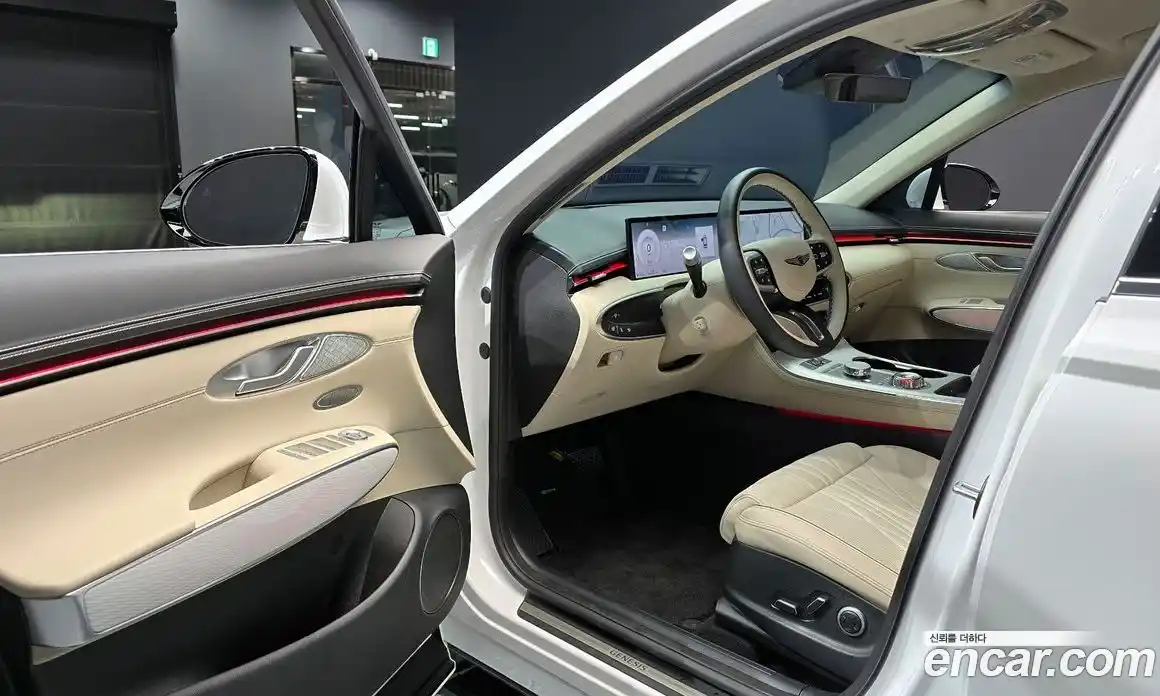 Genesis GV70 2025 2.5 Автомат в Москве № 930272, фото 11