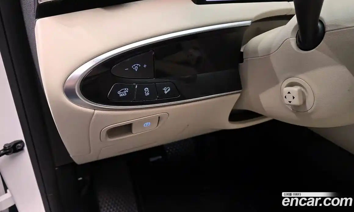 Genesis GV70 2025 2.5 Автомат в Москве № 930272, фото 13