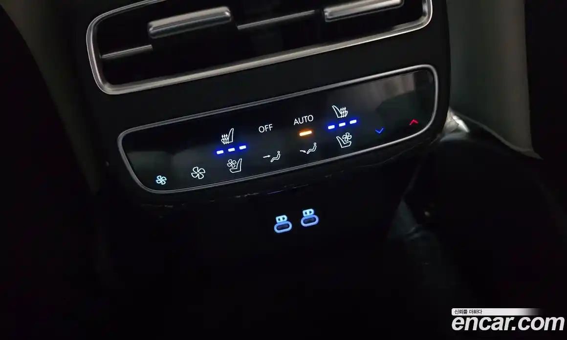 Genesis GV70 2025 2.5 Автомат в Москве № 930272, фото 17