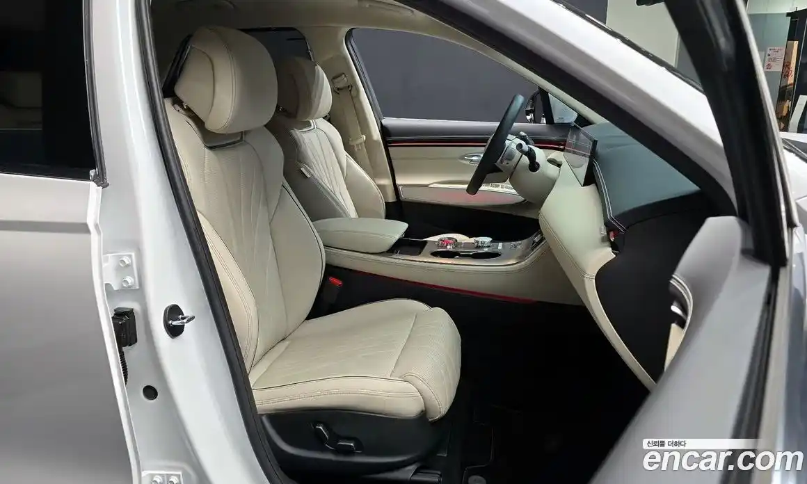 Genesis GV70 2025 2.5 Автомат в Москве № 930272, фото 10