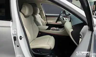 Genesis GV70 2025 2.5 Автомат в Москве № 930272, миниатюра 10