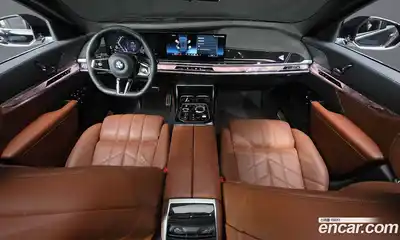 BMW 7-Series 2025 3.0 гидро в Москве № 967912, миниатюра 7