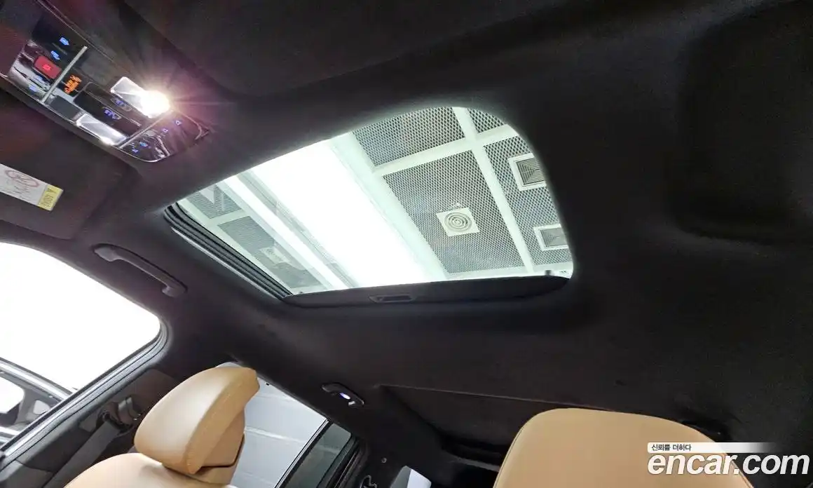 Hyundai Santa Fe 2023 1.6 Автомат в Москве № 971862, фото 19