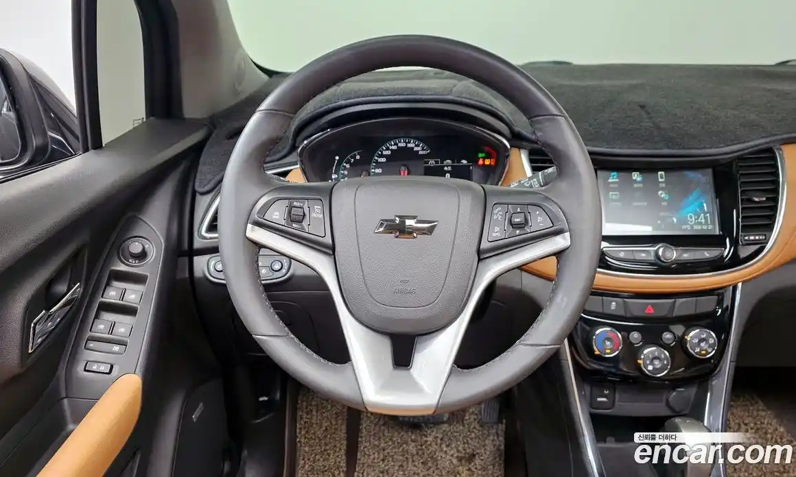 Chevrolet Trax 2017 1.4 Автомат в Москве № 974988, фото 13