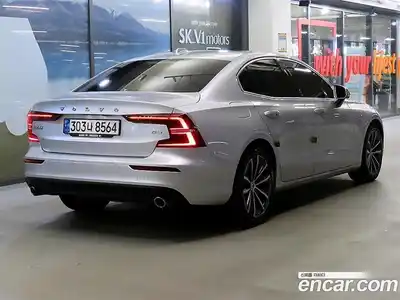 Volvo S60 2021 2.0 гидро в Москве № 1000466, миниатюра 4