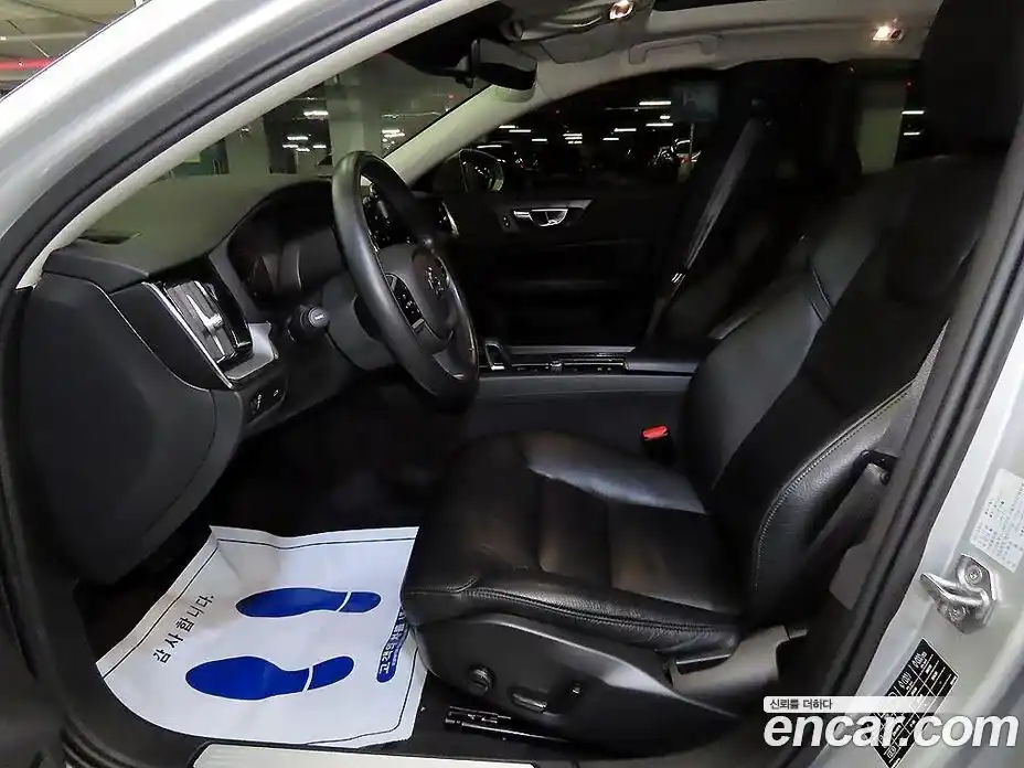 Volvo S60 2021 2.0 гидро в Москве № 1000466, фото 6
