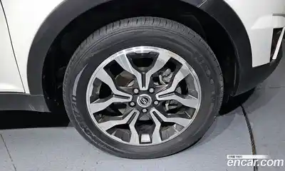 SsangYong Korando 2015 2.2 гидро в Москве № 1003346, миниатюра 5