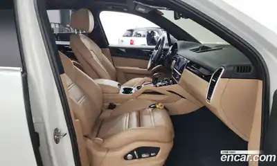 Porsche Cayenne 2019 3.0 гидро в Москве № 1003355, миниатюра 11