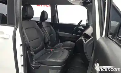 Kia Ray 2023 1.0 Автомат в Москве № 1009219, миниатюра 11