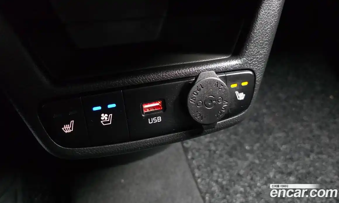 Kia Ray 2023 1.0 Автомат в Москве № 1009219, фото 17