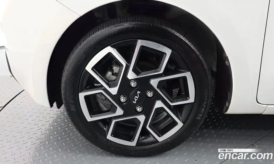 Kia Ray 2023 1.0 Автомат в Москве № 1009219, фото 5