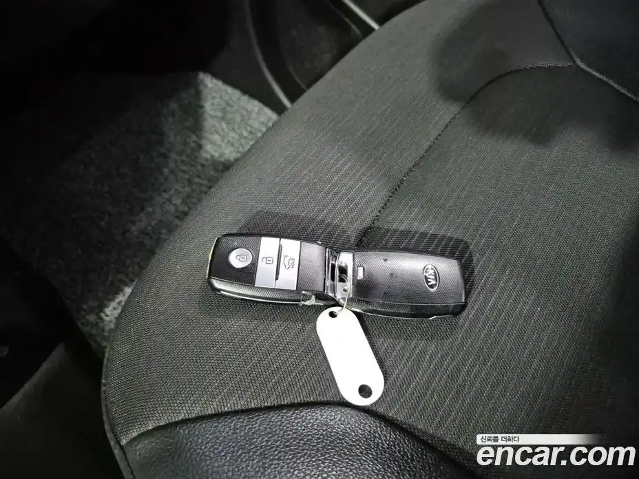 Kia Ray 2019 1.0 Автомат в Москве № 1009741, фото 14