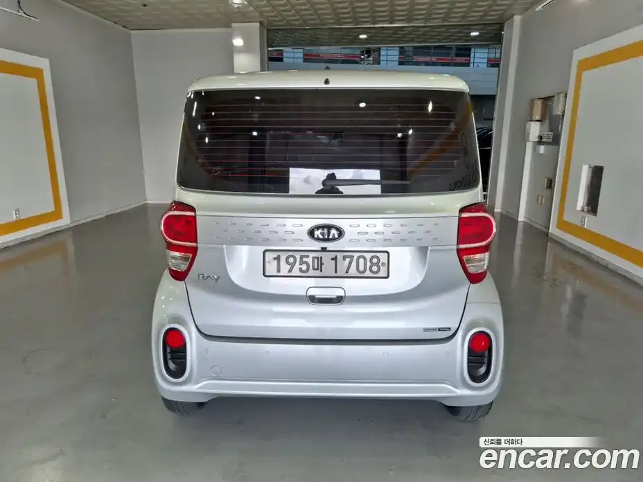 Kia Ray 2019 1.0 Автомат в Москве № 1009741, фото 4