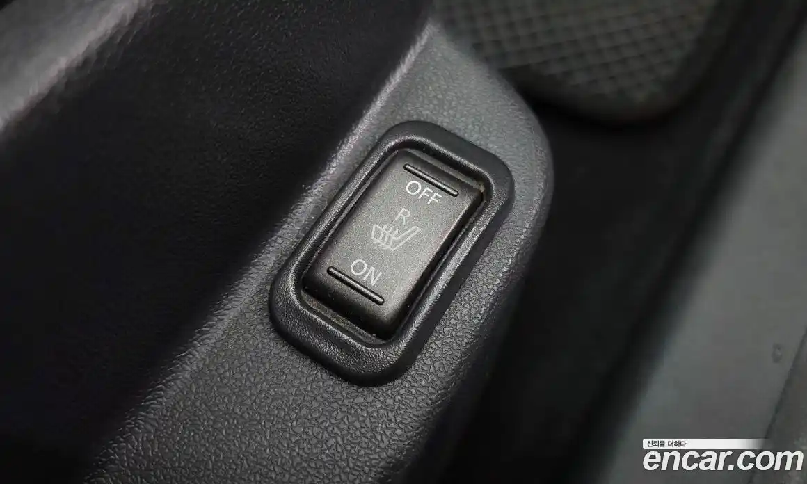 Renault SM3 2011 1.6 Автомат в Москве № 1013388, фото 16