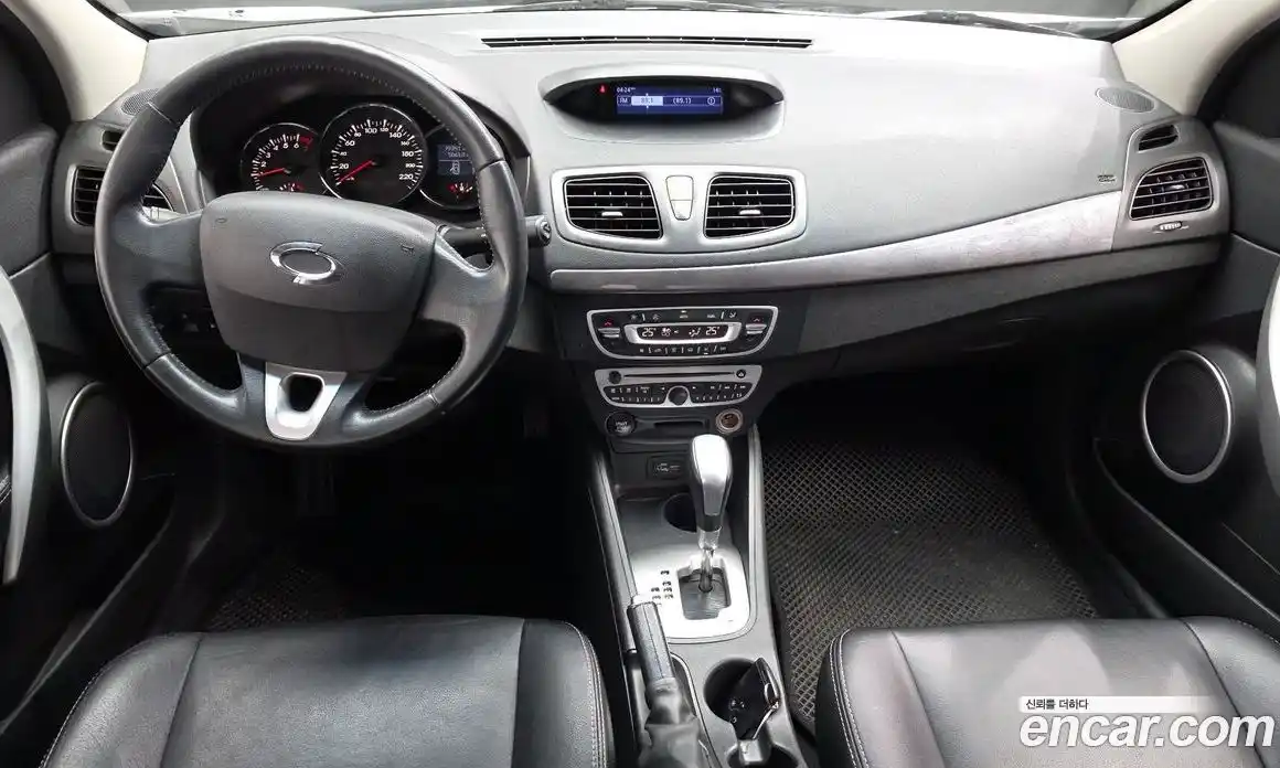 Renault SM3 2011 1.6 Автомат в Москве № 1013388, фото 7