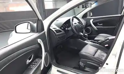 Renault SM3 2011 1.6 Автомат в Москве № 1013388, миниатюра 10