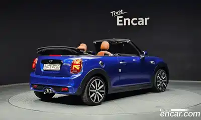 Mini Cooper Convertible 2020 2.0 гидро в Москве № 1013997, миниатюра 2