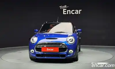 Mini Cooper Convertible 2020 2.0 гидро в Москве № 1013997, миниатюра 3