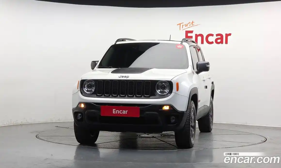 Jeep Renegade 2017 2.0 гидро в Москве № 1015066, фото 3