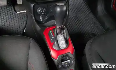 Jeep Renegade 2017 2.0 гидро в Москве № 1015066, миниатюра 9