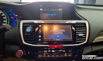 Honda Accord 2017 2.0 гидро в Москве № 1015424, миниатюра 10