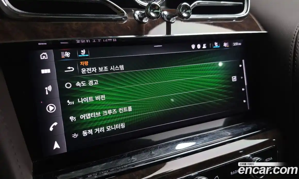 Bentley Bentayga 2022 4.0 гидро в Москве № 1016066, фото 16