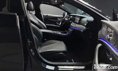 Mercedes-Benz CLS-Class 2022 2.0 гидро в Москве № 138706, миниатюра 10