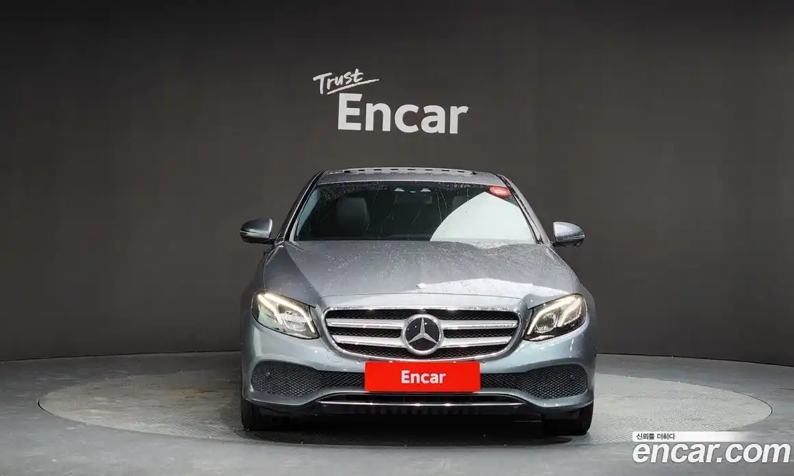 Mercedes-Benz E-Class 2017 2.0 гидро в Москве № 139802, фото 3