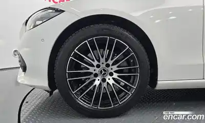 Mercedes-Benz C-Class 2022 2.0 гидро в Москве № 142572, миниатюра 5