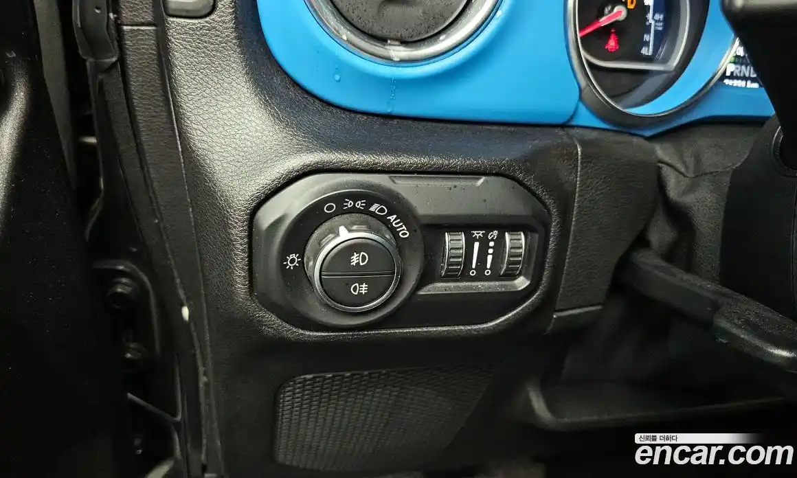 Jeep Wrangler 2019 2.0 гидро в Москве № 145295, фото 17