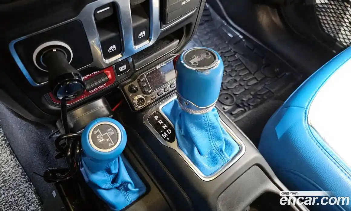 Jeep Wrangler 2019 2.0 гидро в Москве № 145295, фото 9