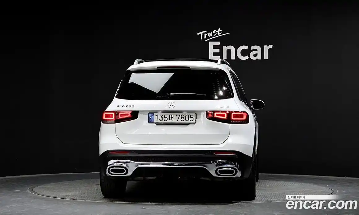 Mercedes-Benz GLB-Class 2022 2.0 гидро в Москве № 150657, фото 4