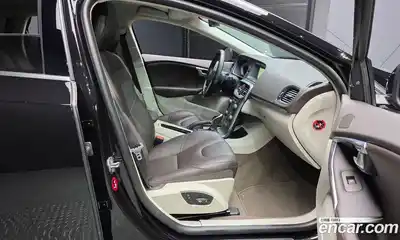 Volvo V40 2016 2.0 гидро в Москве № 155715, миниатюра 11