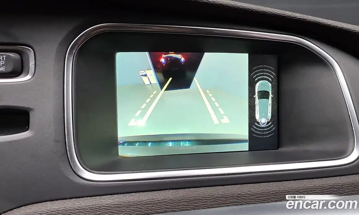 Volvo V40 2016 2.0 гидро в Москве № 155715, фото 16