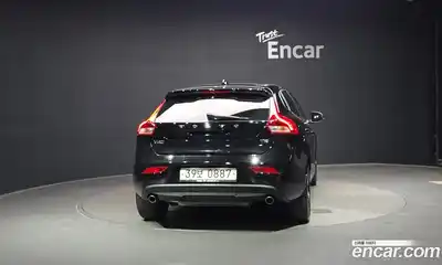 Volvo V40 2016 2.0 гидро в Москве № 155715, миниатюра 4
