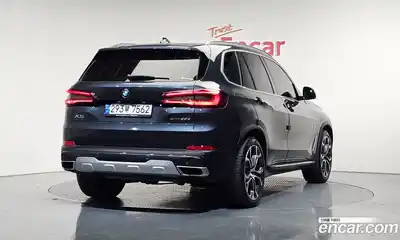 BMW X5 2022 3.0 гидро в Москве № 157427, миниатюра 2