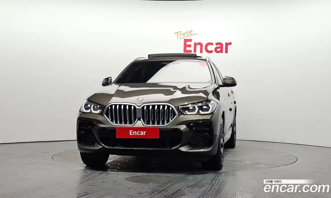 BMW X6 2023 3.0 гидро в Москве № 158975, фото 3