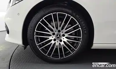 Mercedes-Benz C-Class 2024 2.0 гидро в Москве № 160163, миниатюра 5