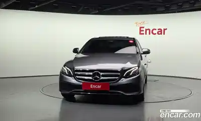 Mercedes-Benz E-Class 2019 2.0 гидро в Москве № 160874, миниатюра 3