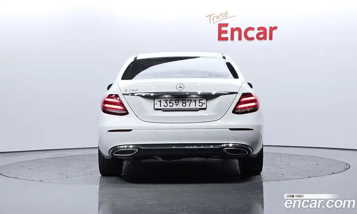 Mercedes-Benz E-Class 2018 2.0 гидро в Москве № 161859, фото 4