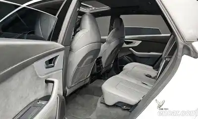 Audi Q8 2022 3.0 гидро в Москве № 162396, миниатюра 10
