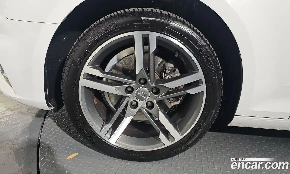 Audi A4 2019 2.0 гидро в Москве № 162537, фото 5