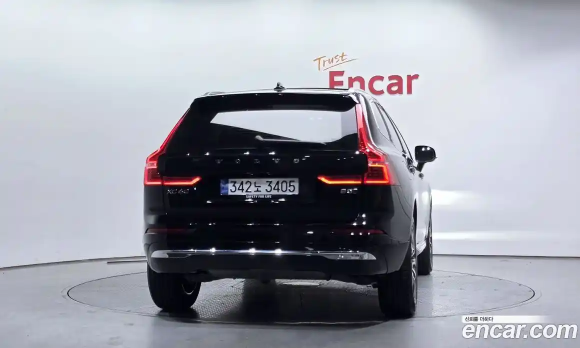 Volvo XC60 2024 2.0 гидро в Москве № 164193, фото 4