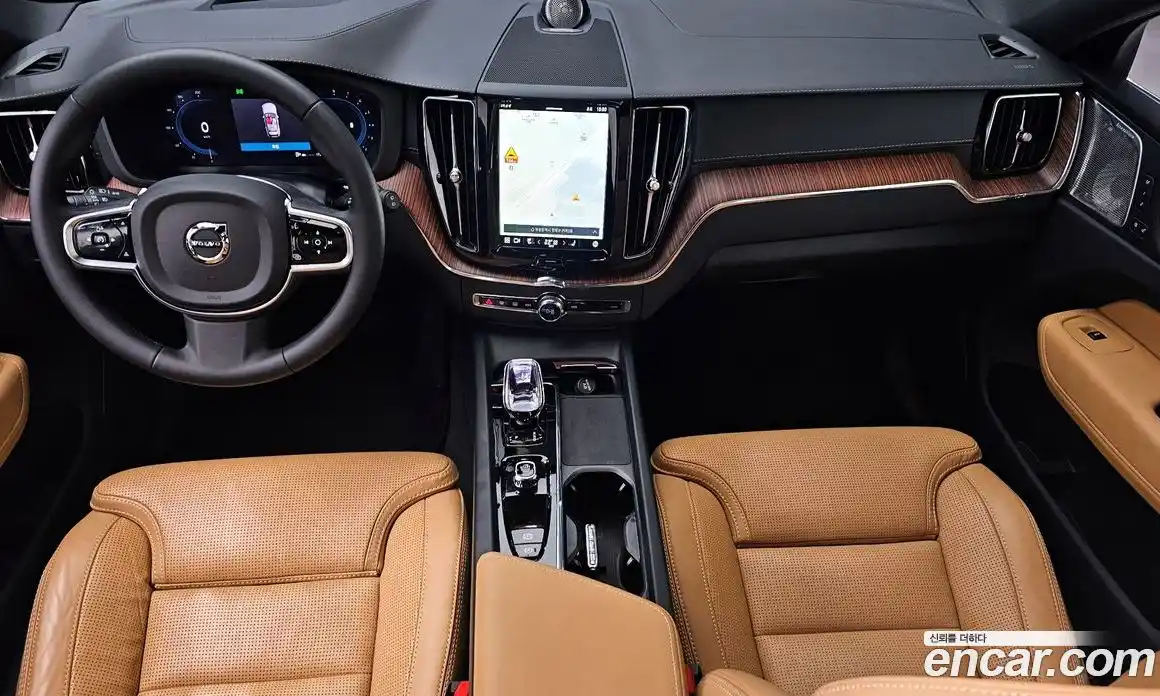 Volvo XC60 2024 2.0 гидро в Москве № 164193, фото 7
