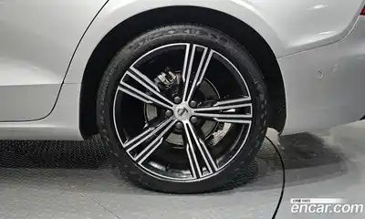 Volvo S60 2021 2.0 гидро в Москве № 164265, миниатюра 5