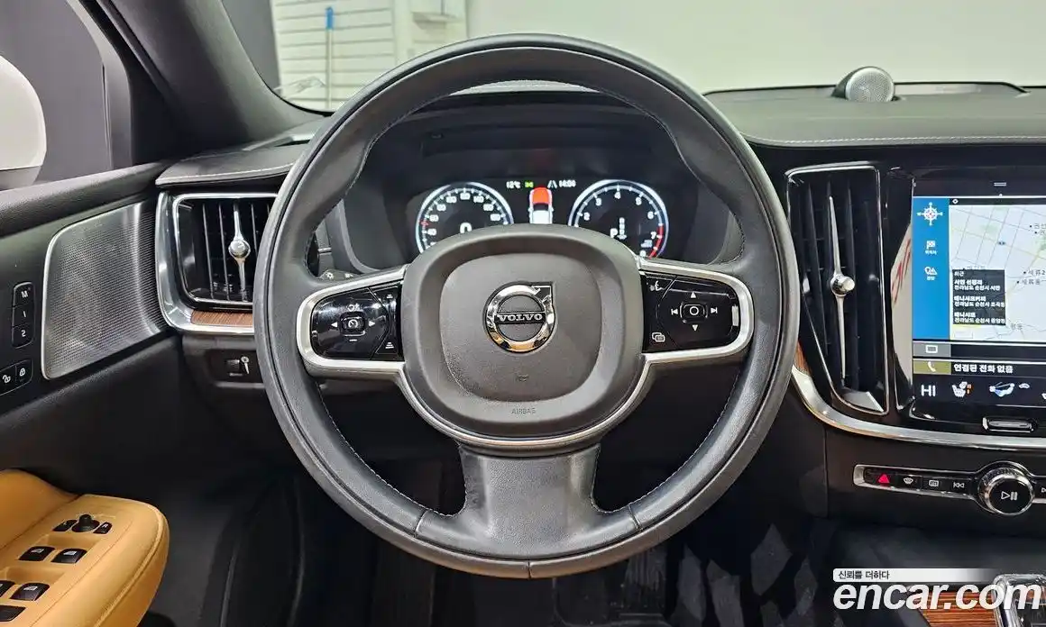 Volvo S60 2022 2.0 гидро в Москве № 164464, фото 13