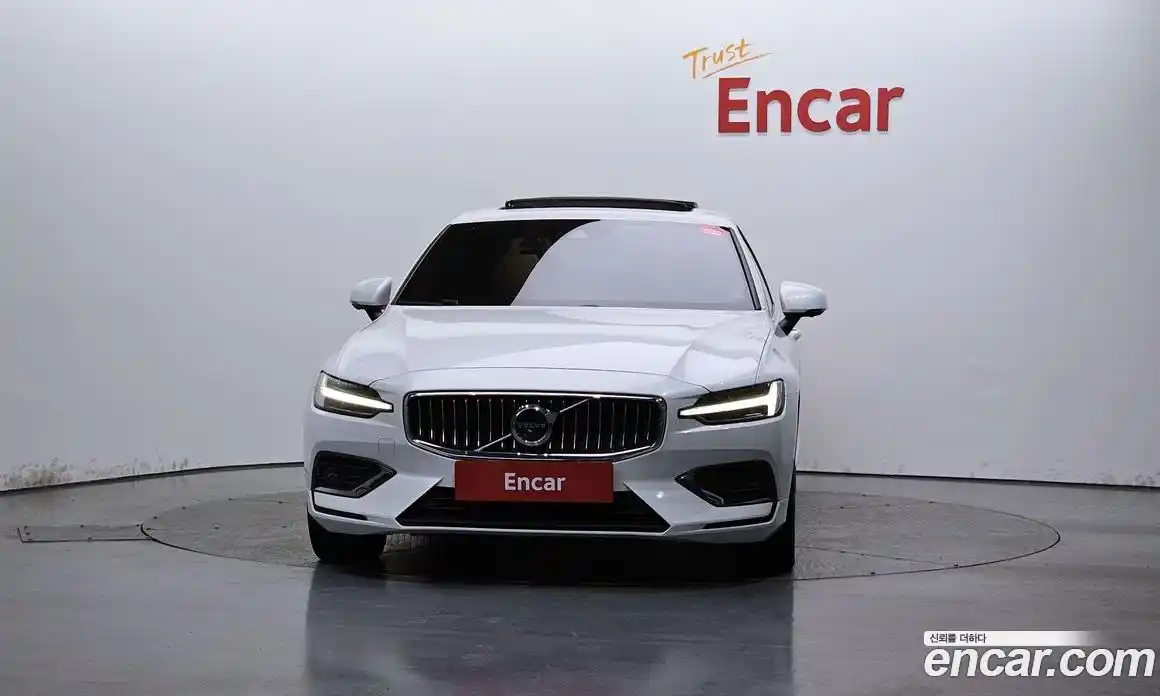 Volvo S60 2022 2.0 гидро в Москве № 164464, фото 3