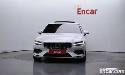 Volvo S60 2022 2.0 гидро в Москве № 164464, миниатюра 3