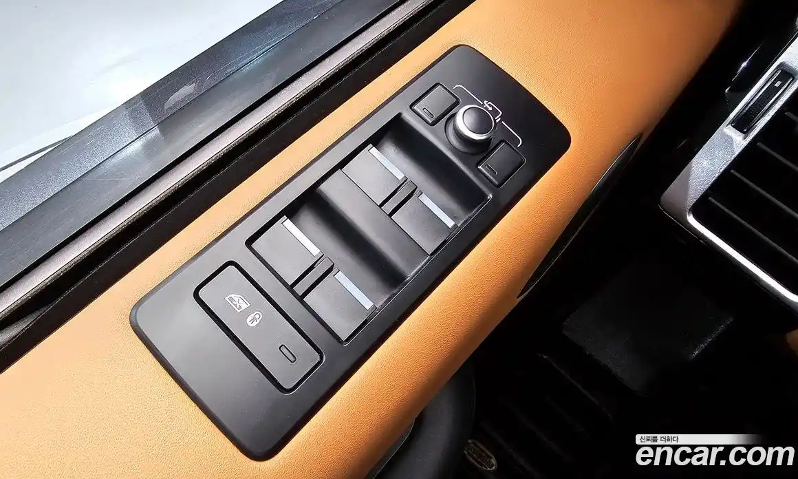 Land Rover Discovery 2017 3.0 гидро в Москве № 166203, фото 16
