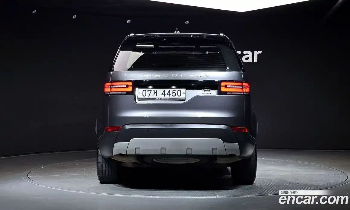 Land Rover Discovery 2017 3.0 гидро в Москве № 166203, фото 4